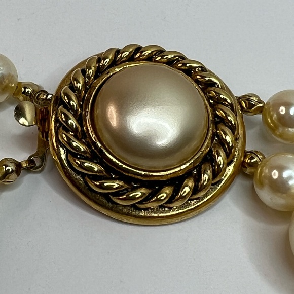 Vintage Carolee Faux Pearl Gold Tone Choker Necklace - Picture 10 of 16